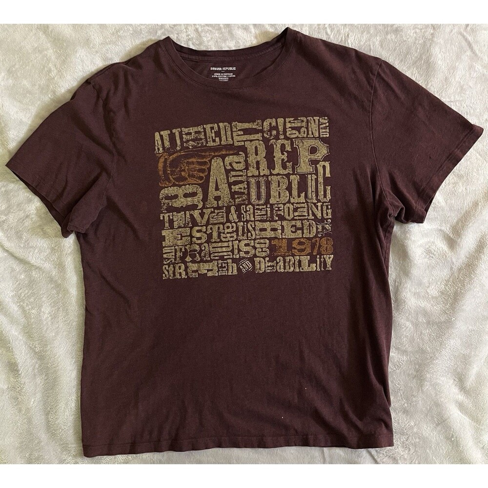 Banana Republic Heritage Graphic T Shirt Mens Size L Maroon Established 1978